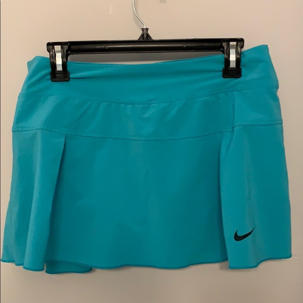 Nike tennis / golf skirt